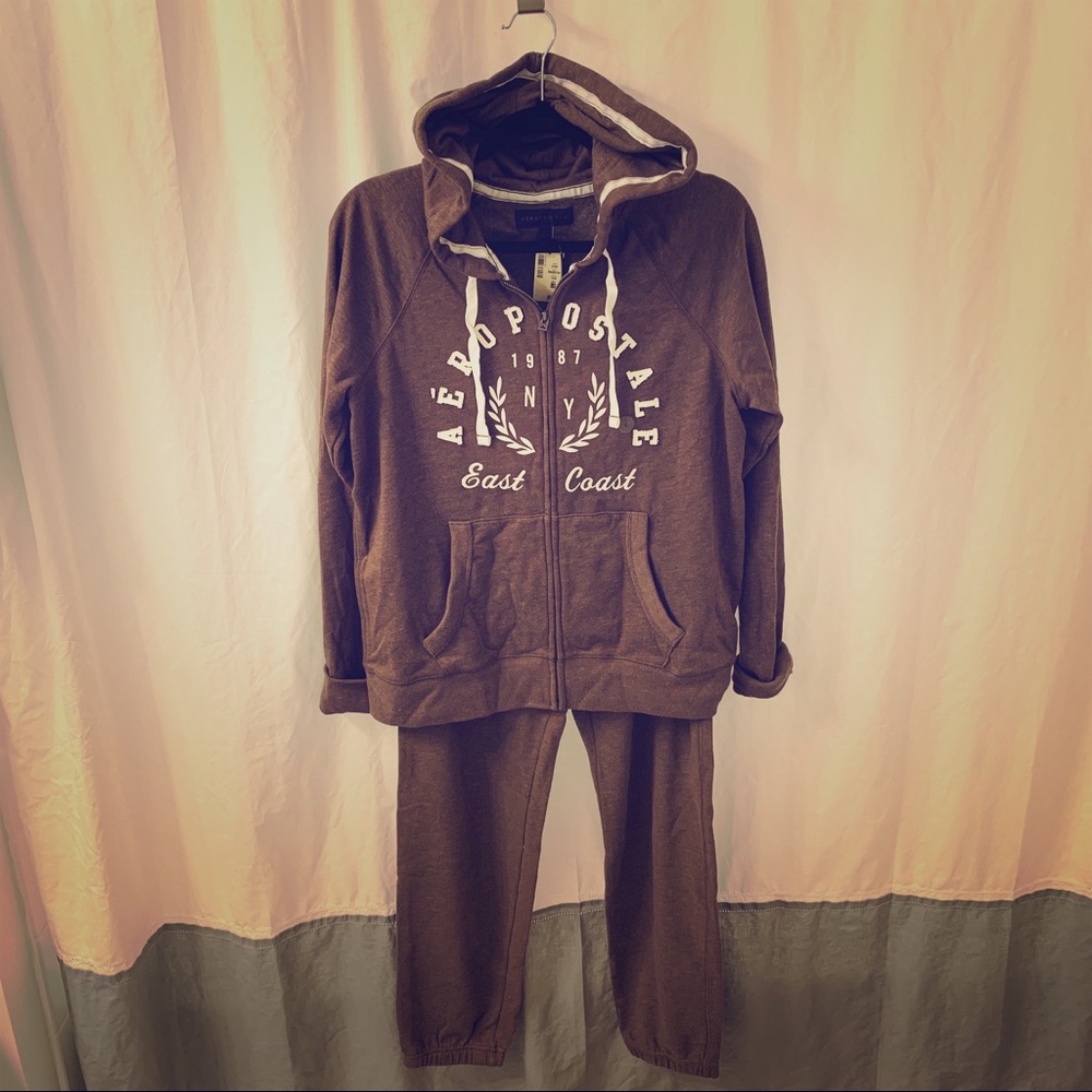 Aeropostale complete sweat suit